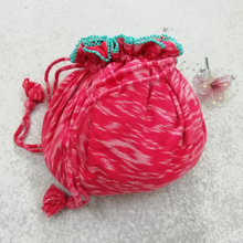 Load image into Gallery viewer, Essential Cotton Potlis- Circle Scrunched