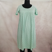 Load image into Gallery viewer, Nightdress- Closely Spaced Scallop Print