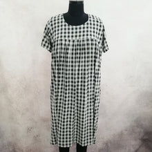 Load image into Gallery viewer, Nightdress- Black & White Checks