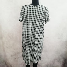 Load image into Gallery viewer, Nightdress- Black & White Checks