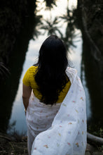 Load image into Gallery viewer, Malar Thottam Kota Saree