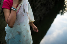 Load image into Gallery viewer, Kaagidapoo Kota Saree