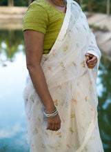 Load image into Gallery viewer, Smocking Blouse (in 5 COLOURS)