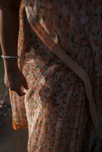 Load image into Gallery viewer, Kanagambaram Kota Saree