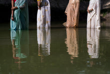 Load image into Gallery viewer, Kanagambaram Kota Saree