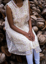 Load image into Gallery viewer, Thamarai Kulam Kota & Mul Mul Tunic