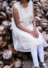 Load image into Gallery viewer, Thamarai Kulam Kota & Mul Mul Tunic