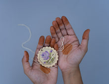 Load image into Gallery viewer, DIY Cross Stitch Scallop Circle
