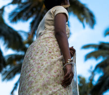 Load image into Gallery viewer, Thamarai Kulam Kota Saree
