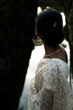 Load image into Gallery viewer, Thamarai Kulam Kota Saree
