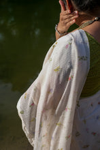 Load image into Gallery viewer, Malar Thottam Kota Saree
