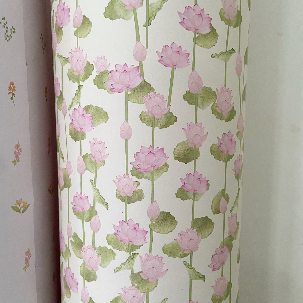 Thamarai Kulam - Lotus Flower in Pond - Wrapping Paper